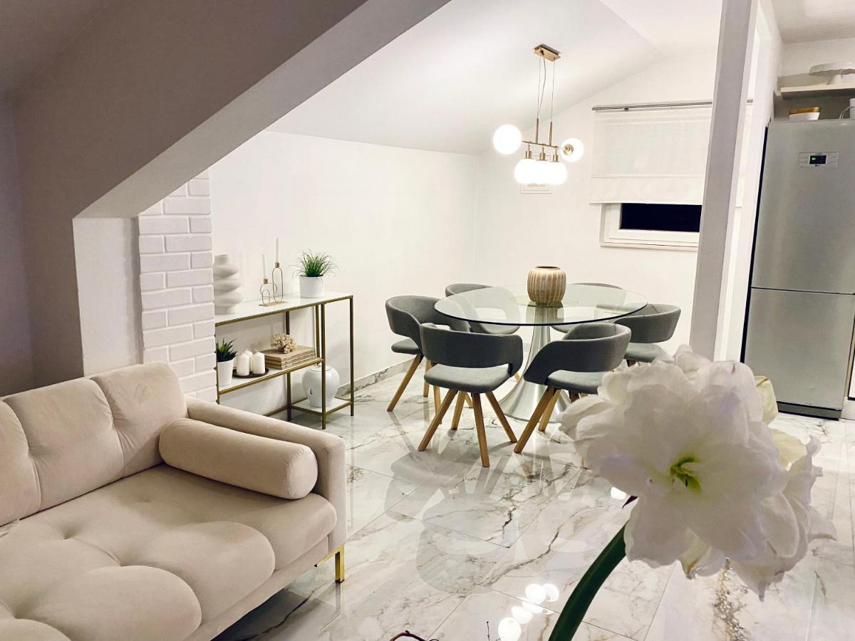 Apartman Bartol Betina  Eksteriør bilde